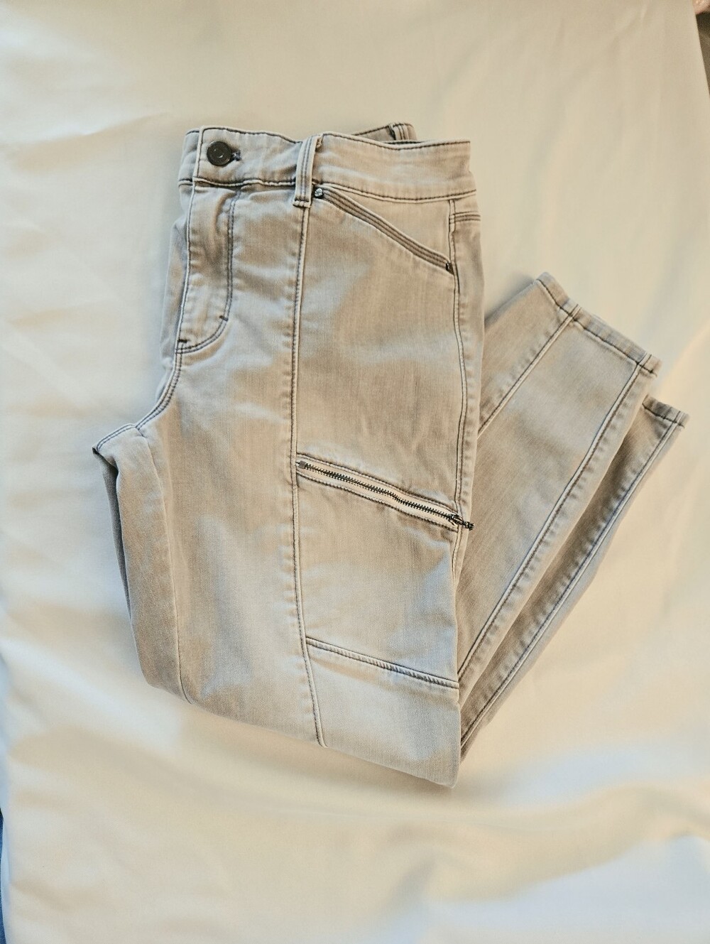 Womens Gray Skinny Cargo Jeans - White House Black  Market